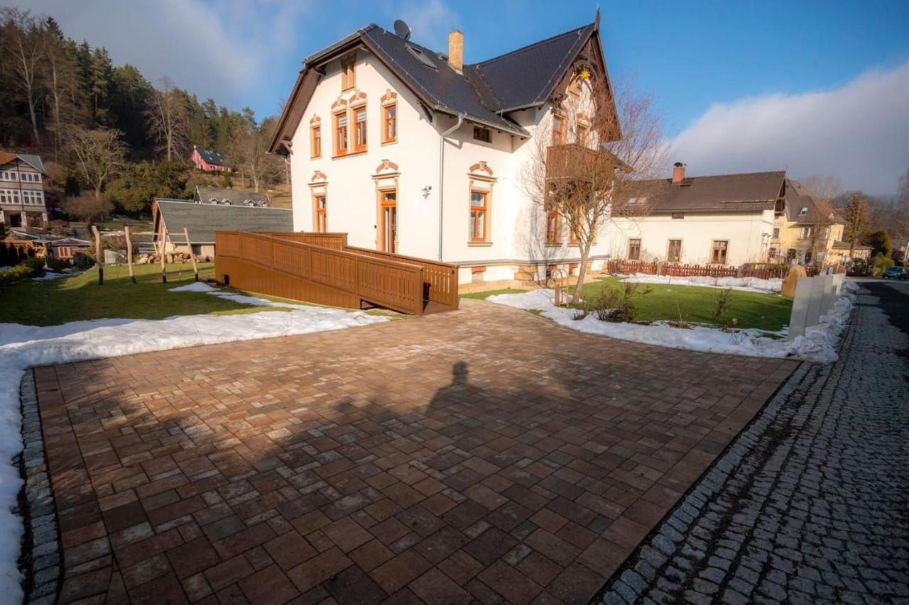 Villa Waldlust - 5 Sterne - 2 Schlafzimmer Kurort Oybin Exteriör bild